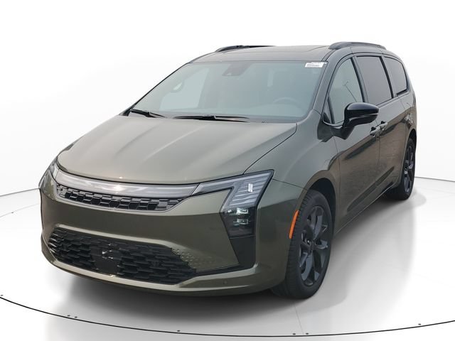 New 2027 Chrysler Pacifica Limited w/ Family Tech Group AWD/4WD image 2