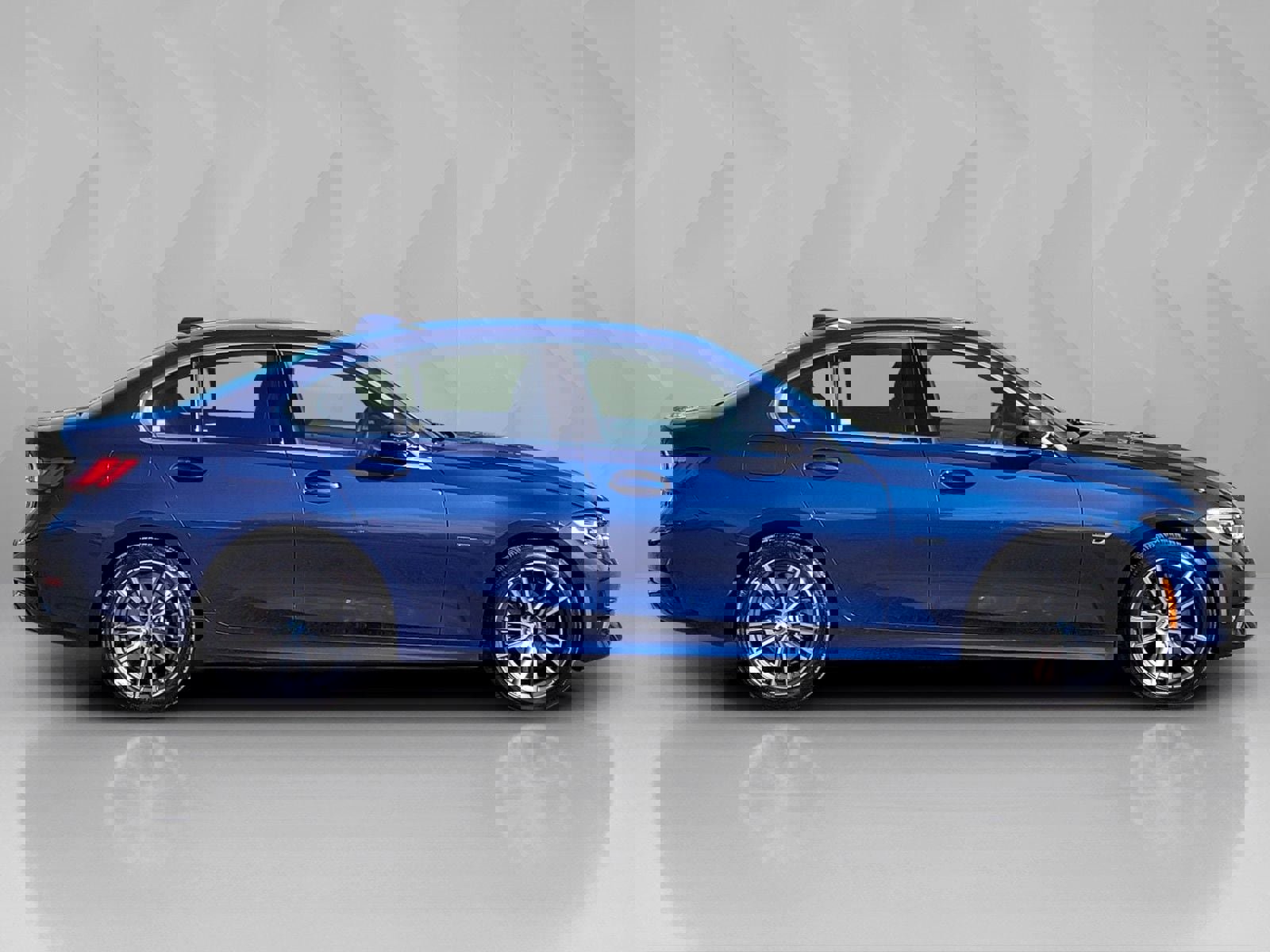 Used 2022 BMW 330e xDrive w/ Premium Package image 7