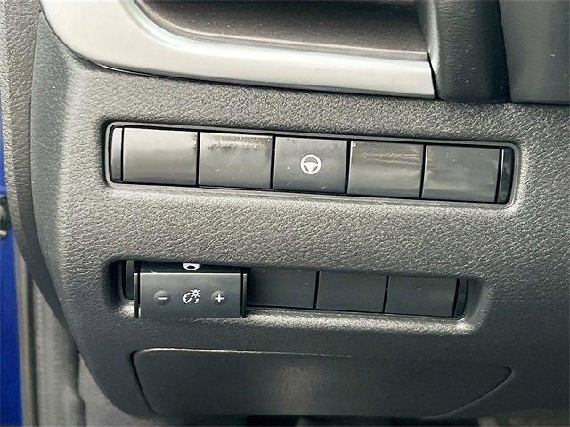 Used 2023 Nissan Rogue SV image 10