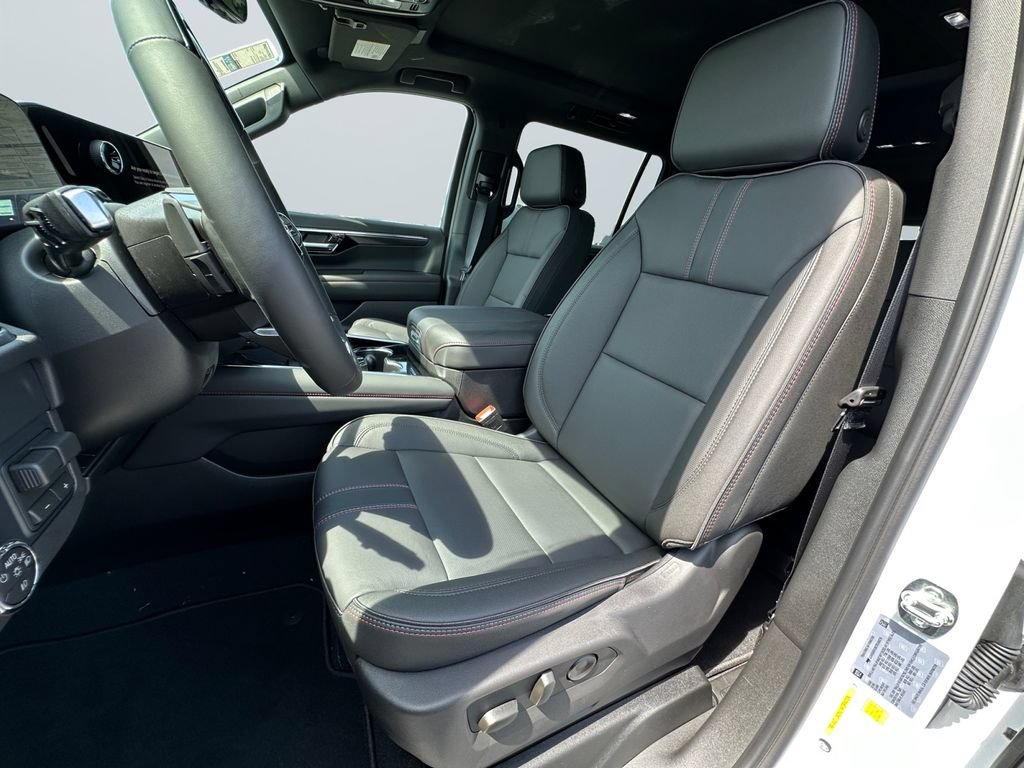New 2026 Chevrolet Suburban RST w/ Advanced Technology Package AWD/4WD image 9