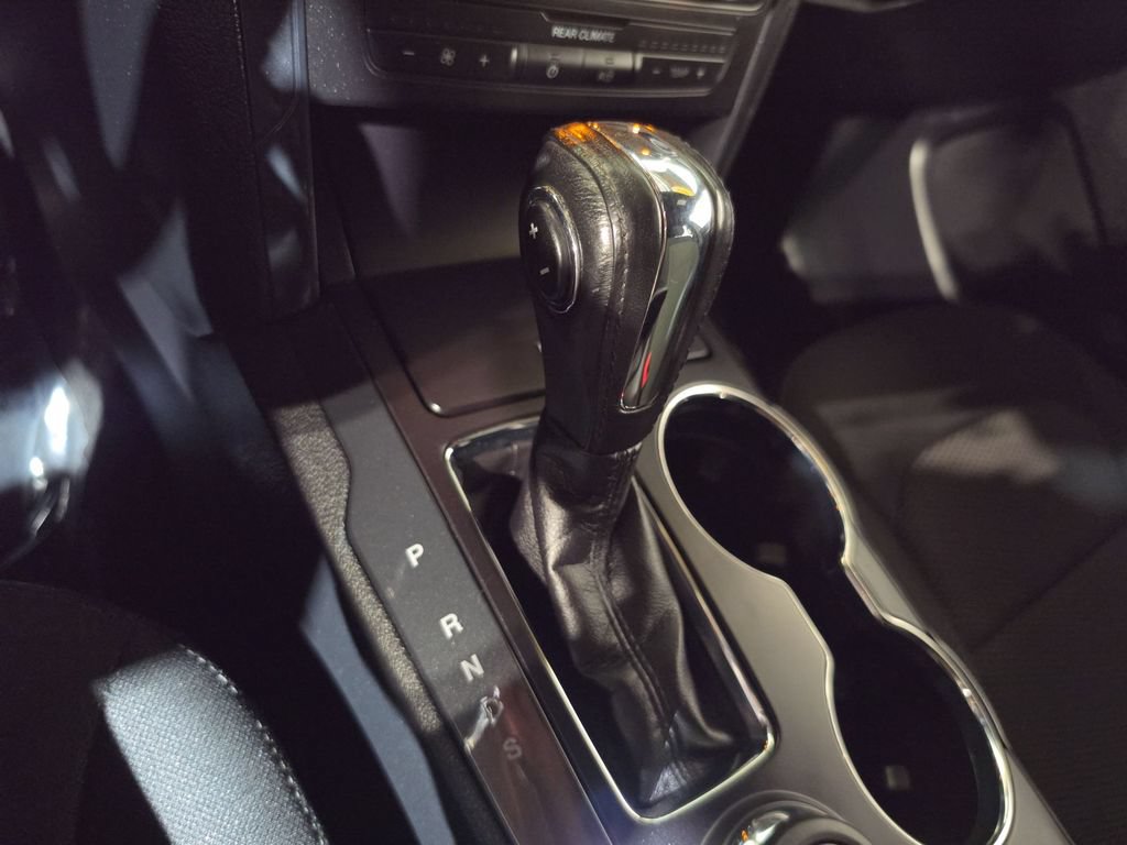 Used 2018 Ford Explorer XLT AWD/4WD image 20