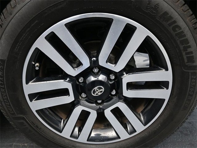 Used 2018 Toyota 4Runner SR5 image 16