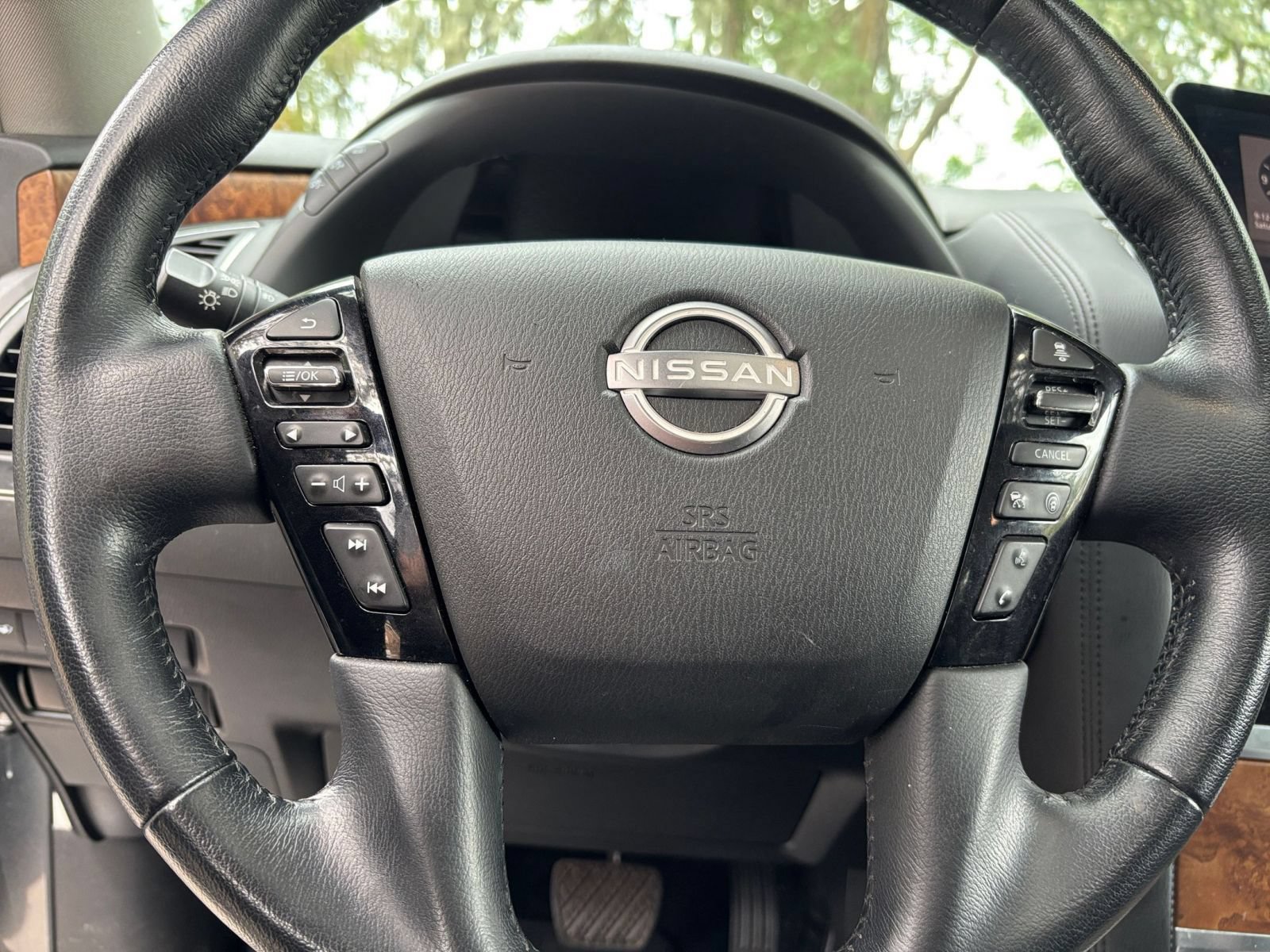 Used 2024 Nissan Armada SL RWD image 30