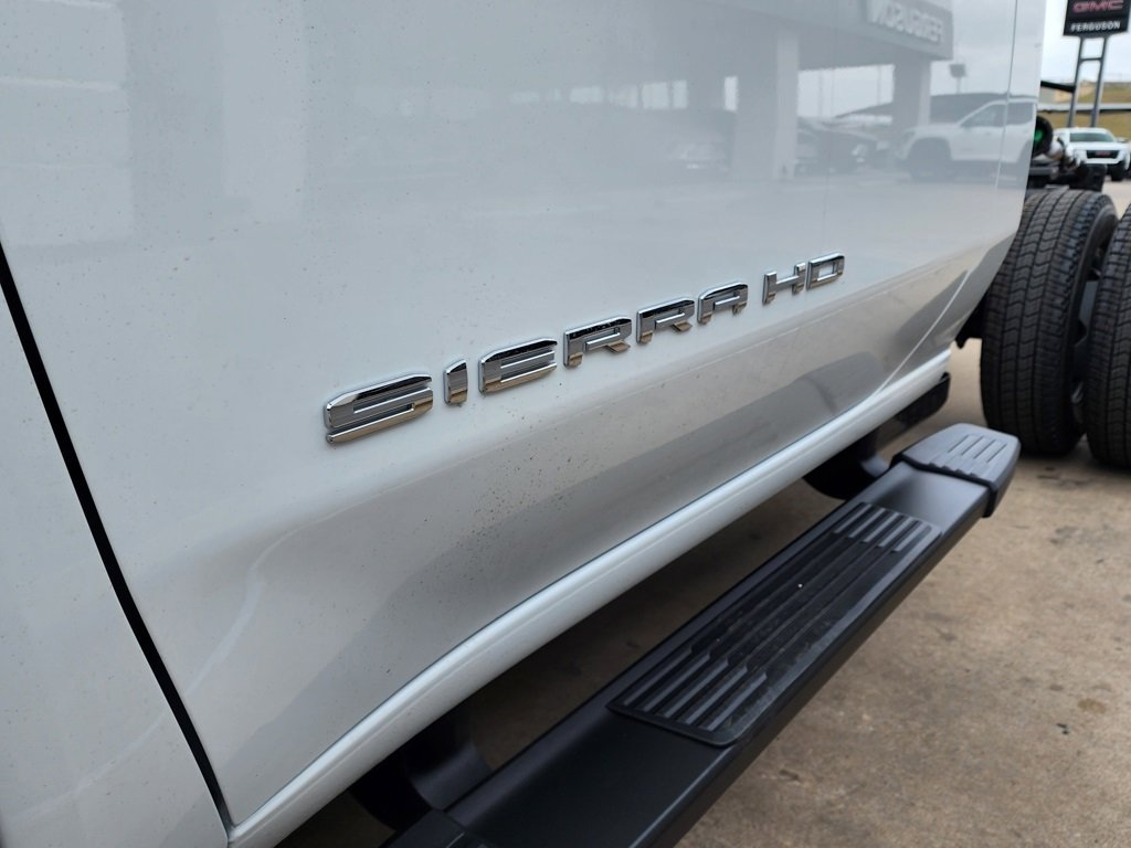 New 2026 GMC Sierra 3500 Pro w/ Convenience Package image 17
