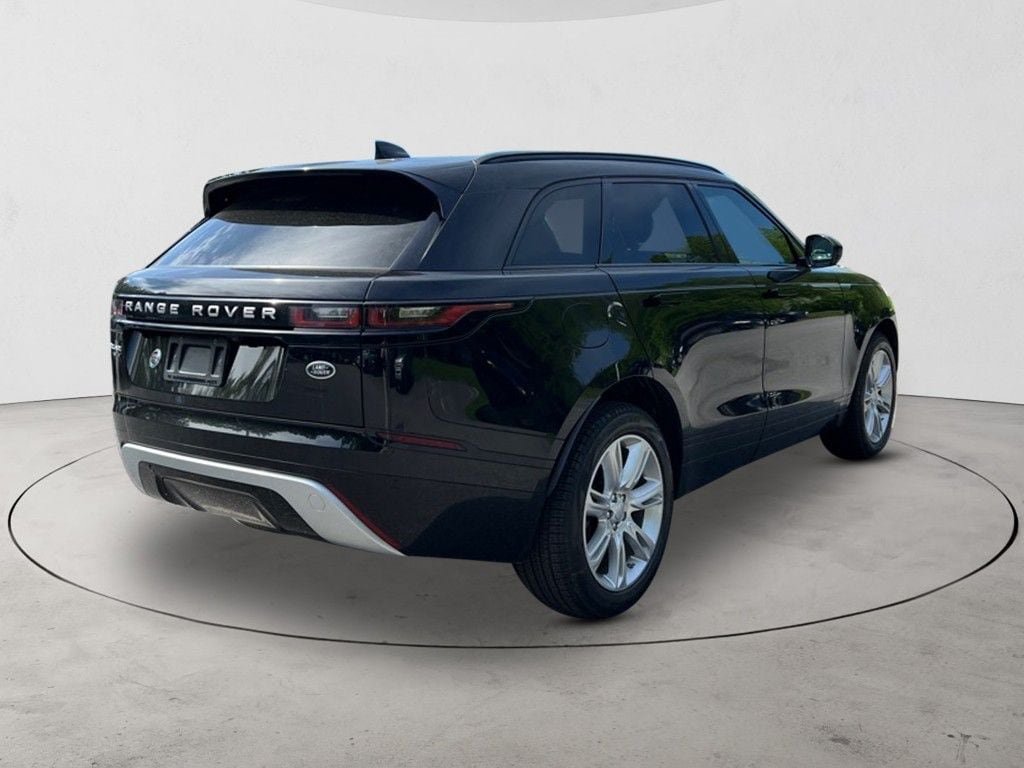 New 2026 Land Rover Range Rover Velar Dynamic SE AWD/4WD image 6