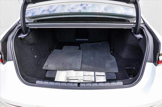 Certified 2024 BMW i7 eDrive50 image 25