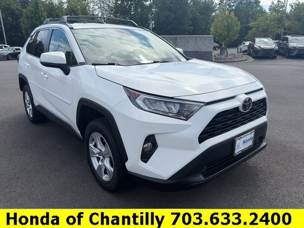 Used 2021 Toyota RAV4 XLE AWD/4WD video 1