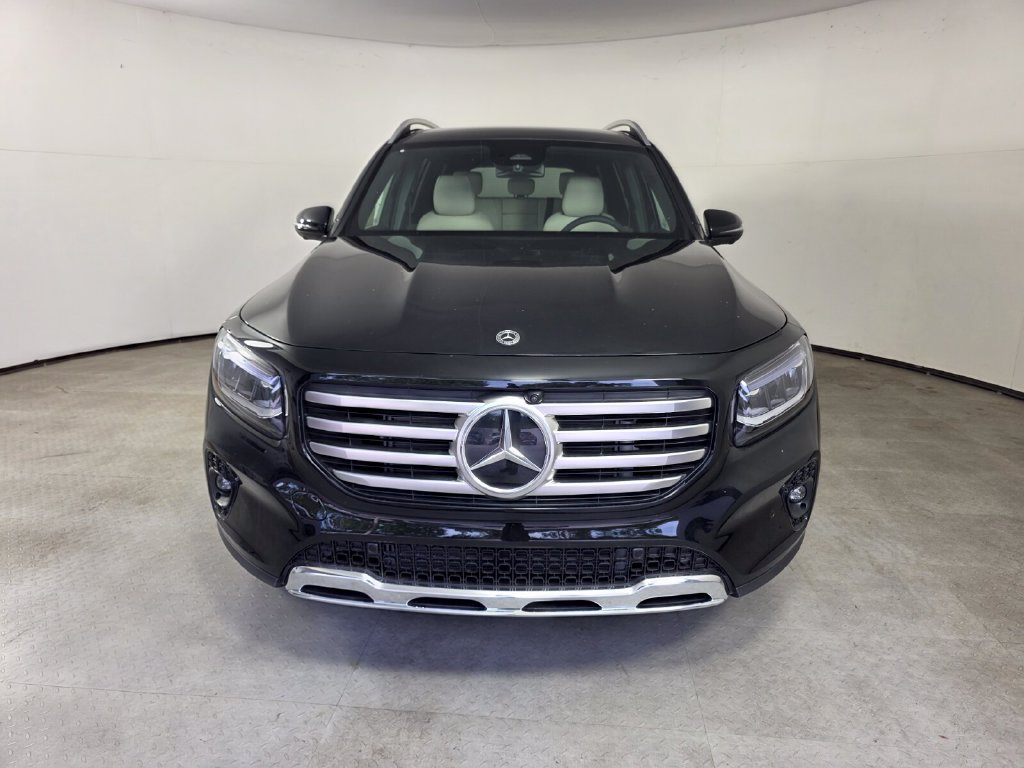 New 2026 Mercedes-Benz GLB 250 image 2