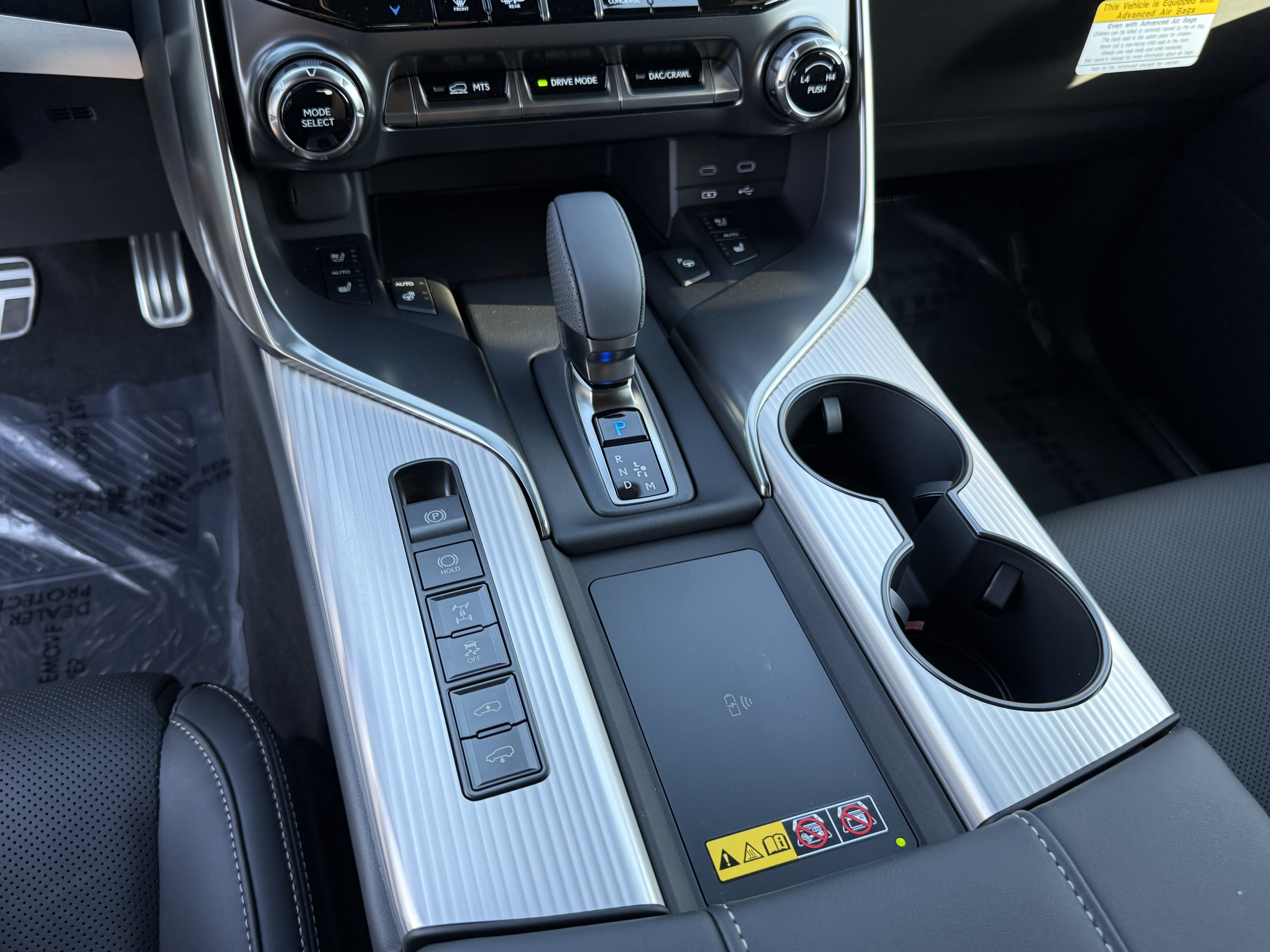 New 2026 Lexus LX 700h F Sport AWD/4WD image 25