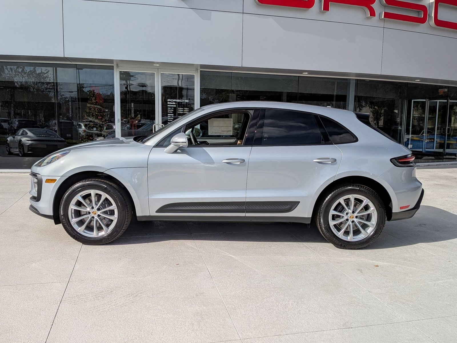 New 2026 Porsche Macan video 2