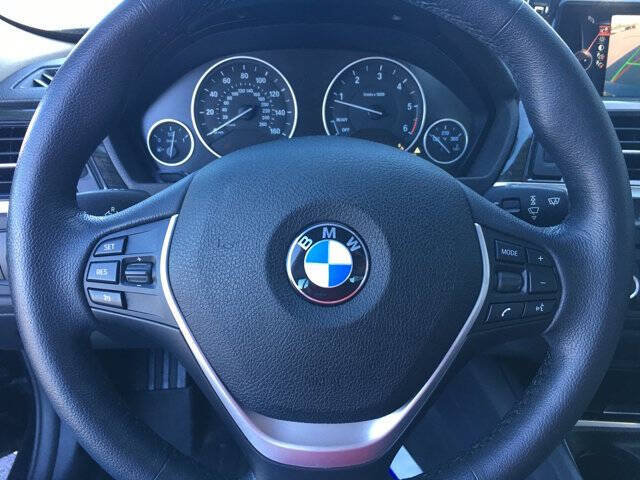 Used 2015 BMW 328d xDrive Sedan AWD/4WD image 13