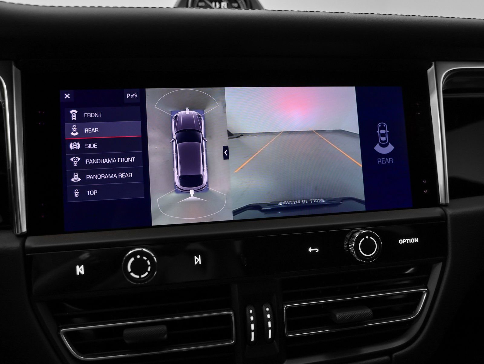 New 2025 Porsche Macan Turbo image 37