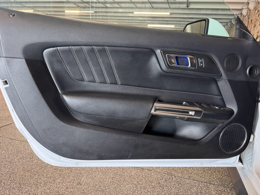 Used 2022 Ford Mustang Premium RWD image 15