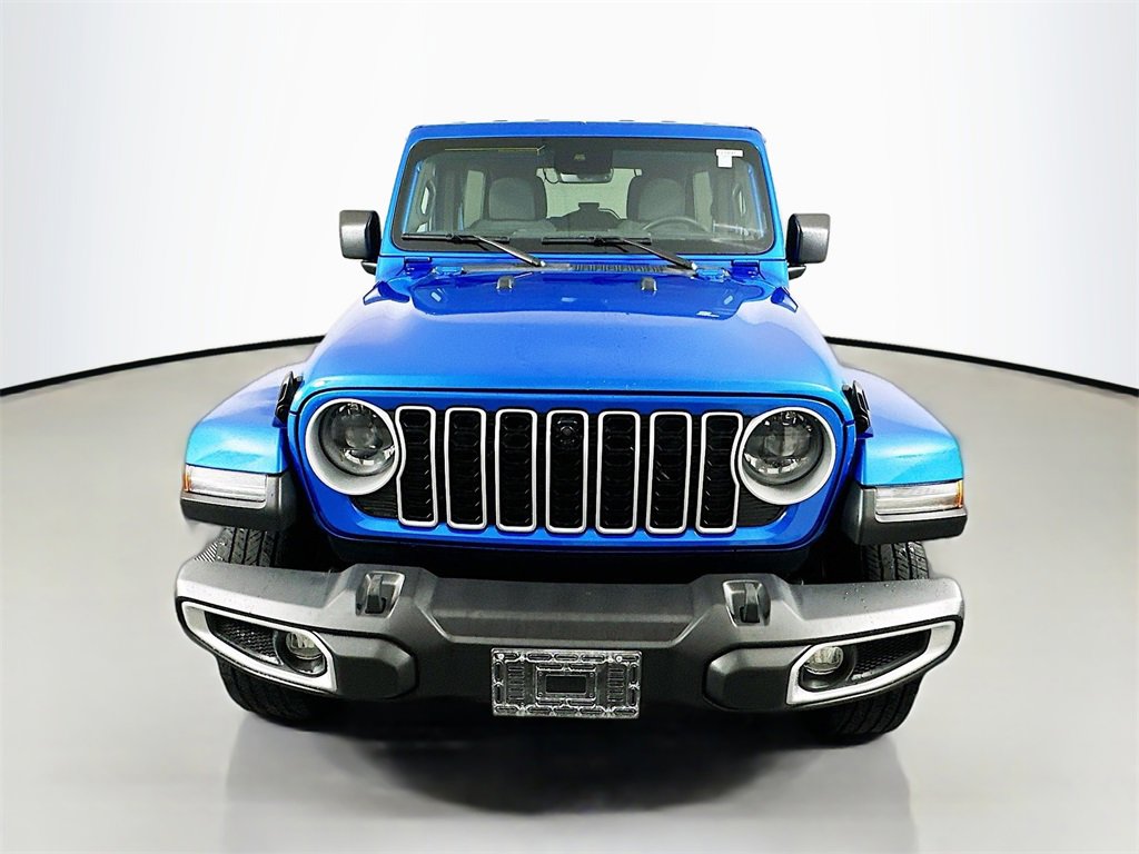 Used 2024 Jeep Wrangler Sahara w/ Technology Group image 2