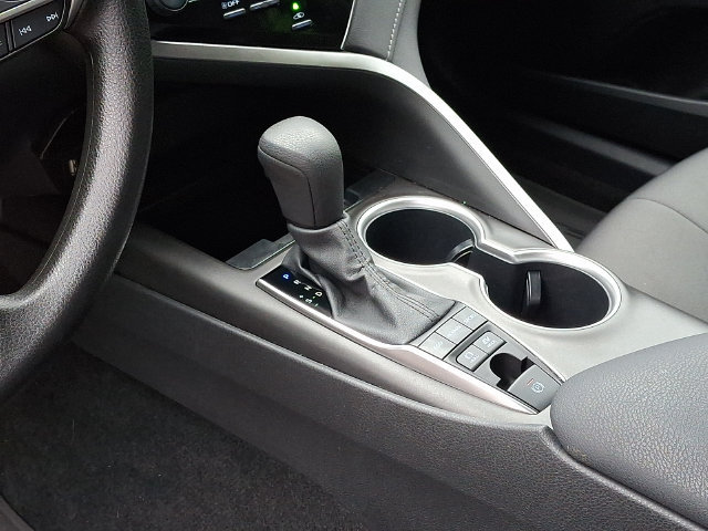 Used 2024 Toyota Camry LE FWD image 15