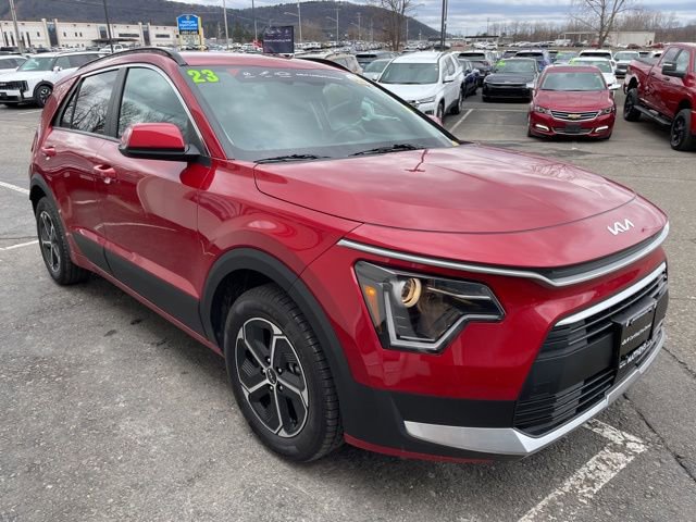 Certified 2023 Kia Niro EX image 6
