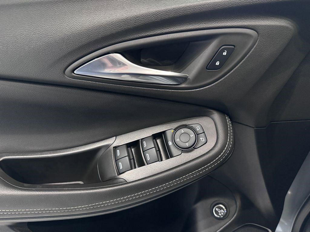 Certified 2023 Buick Encore GX Select w/ Sport Touring Package image 25