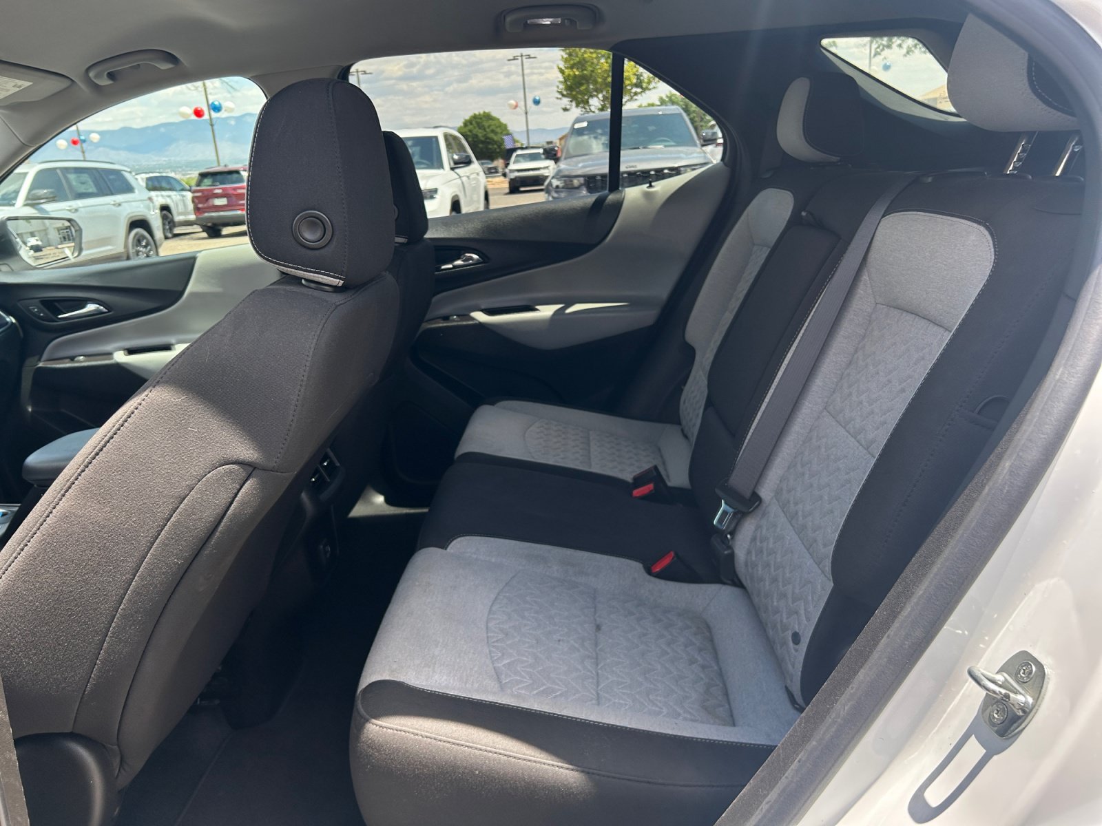 Used 2022 Chevrolet Equinox LT FWD image 17