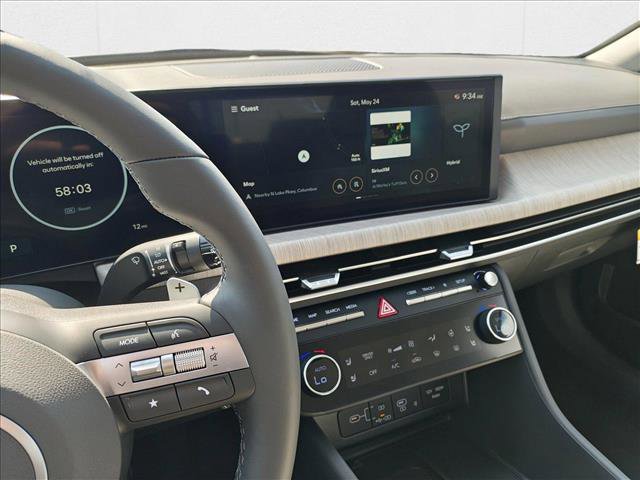 New 2025 Hyundai Sonata Limited image 13
