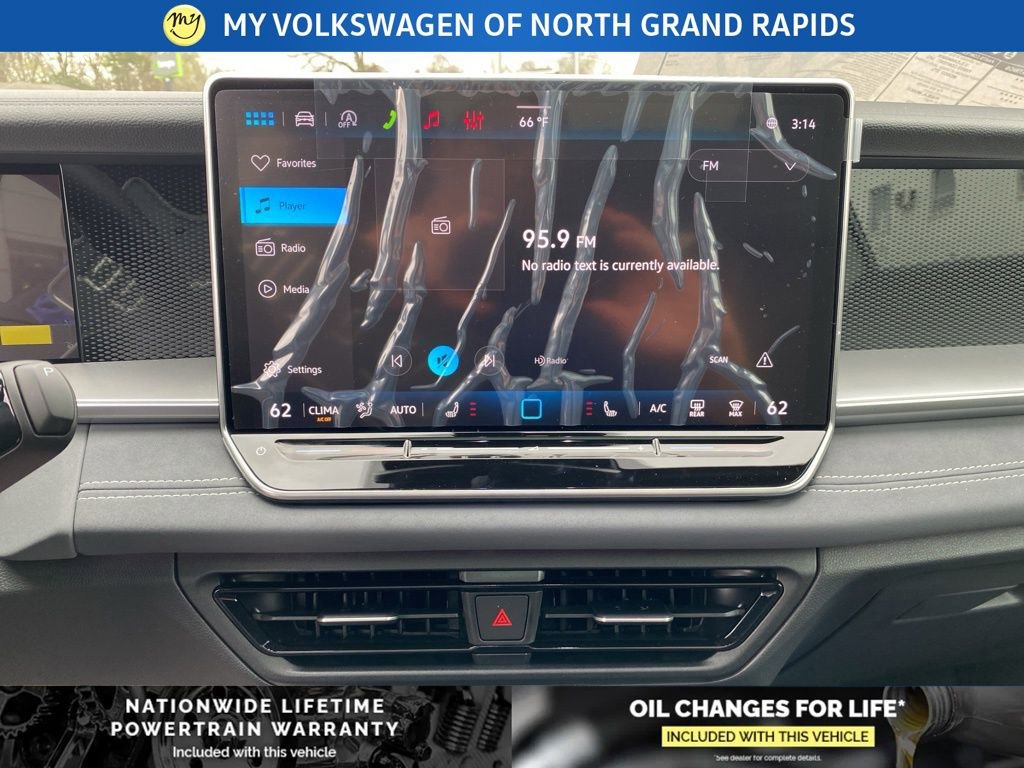 New 2026 Volkswagen Tiguan SE R-Line image 12
