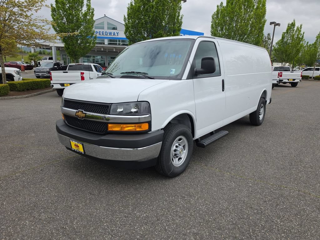 New 2026 Chevrolet Express 3500 Extended w/ Driver Convenience Package