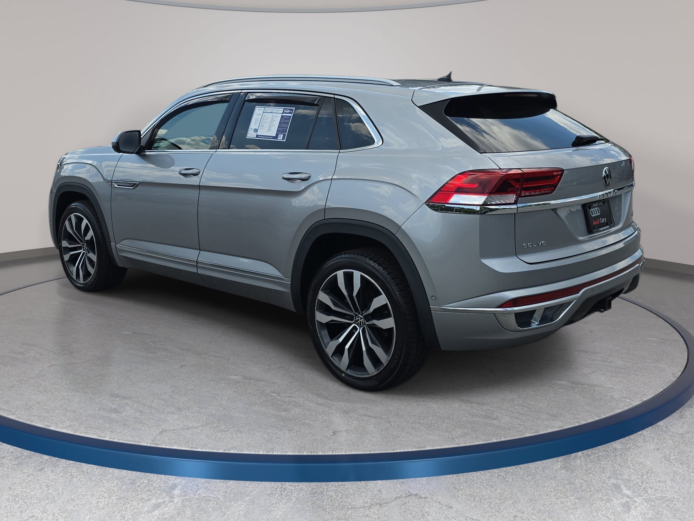 Used 2021 Volkswagen Atlas Cross Sport SEL Premium R-Line AWD/4WD image 7