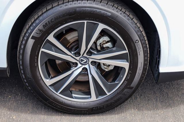 Used 2023 Lexus RX 350 Premium w/ Accessory Package FWD image 10