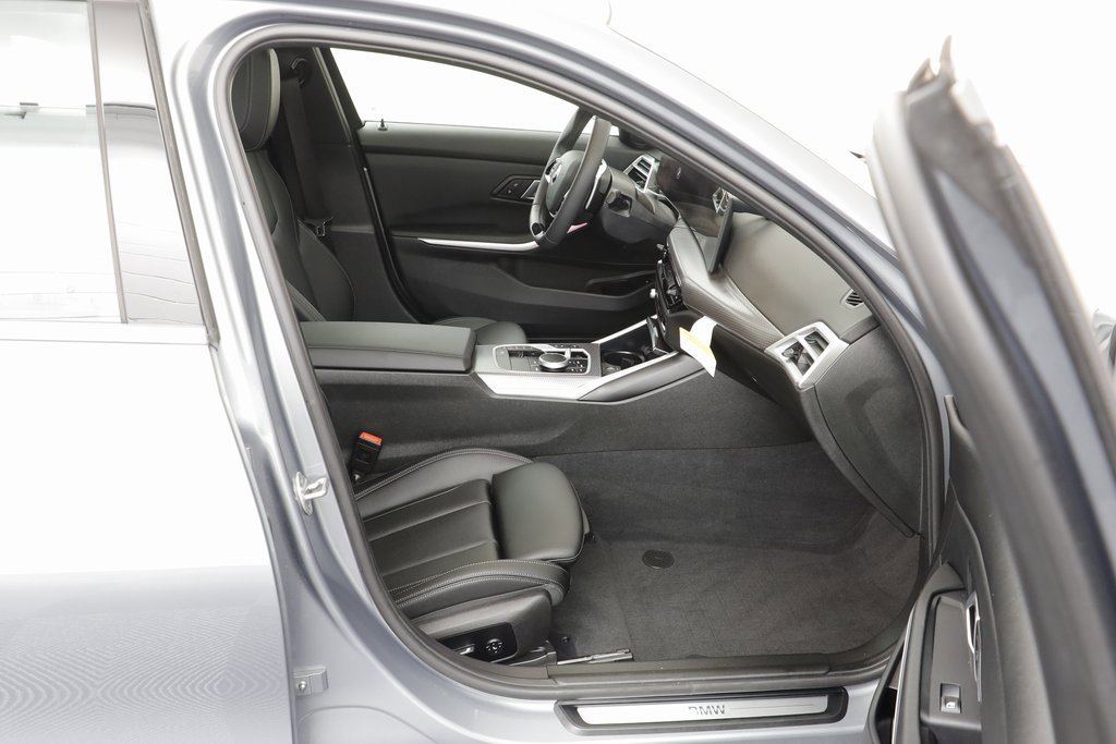 Certified 2025 BMW 330i xDrive Sedan w/ M Sport Package image 19