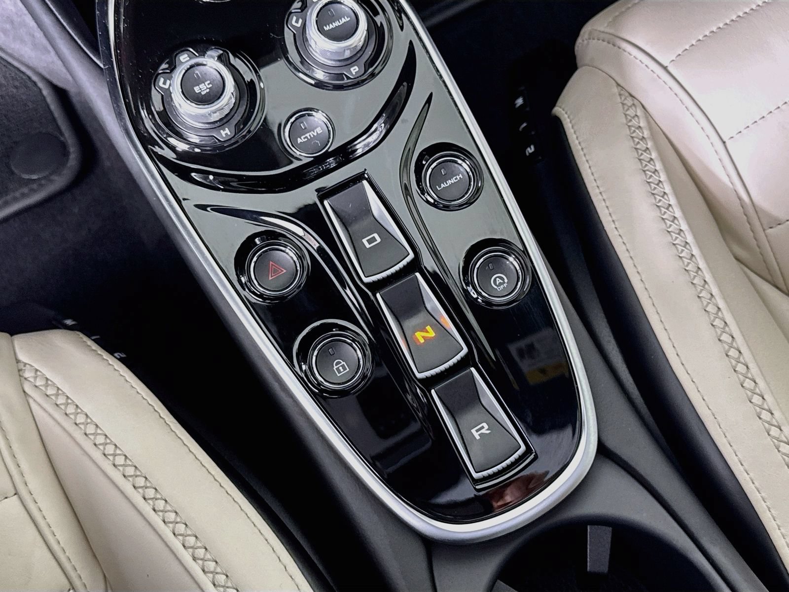 Used 2025 McLaren GTS RWD image 14