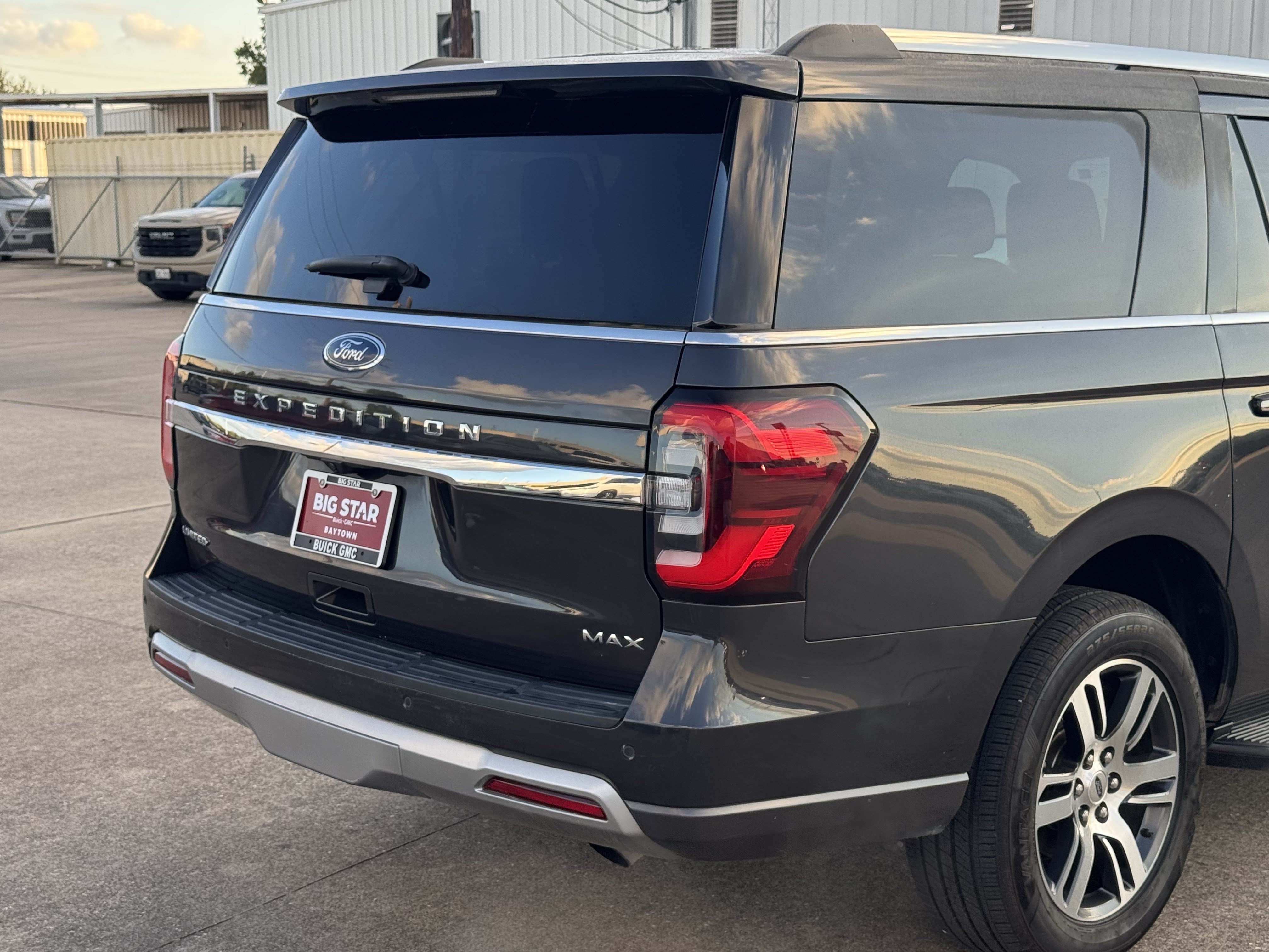 Used 2024 Ford Expedition Max Limited RWD image 7