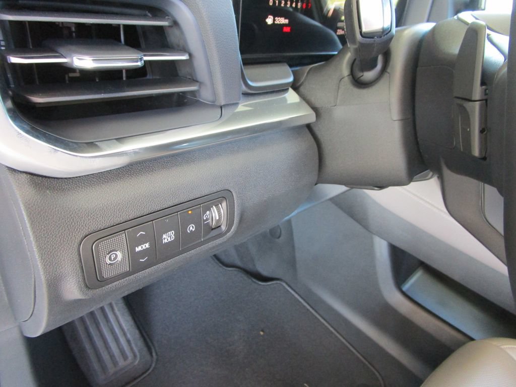 New 2027 GMC Terrain Elevation w/ Elevation Premium Package FWD image 30