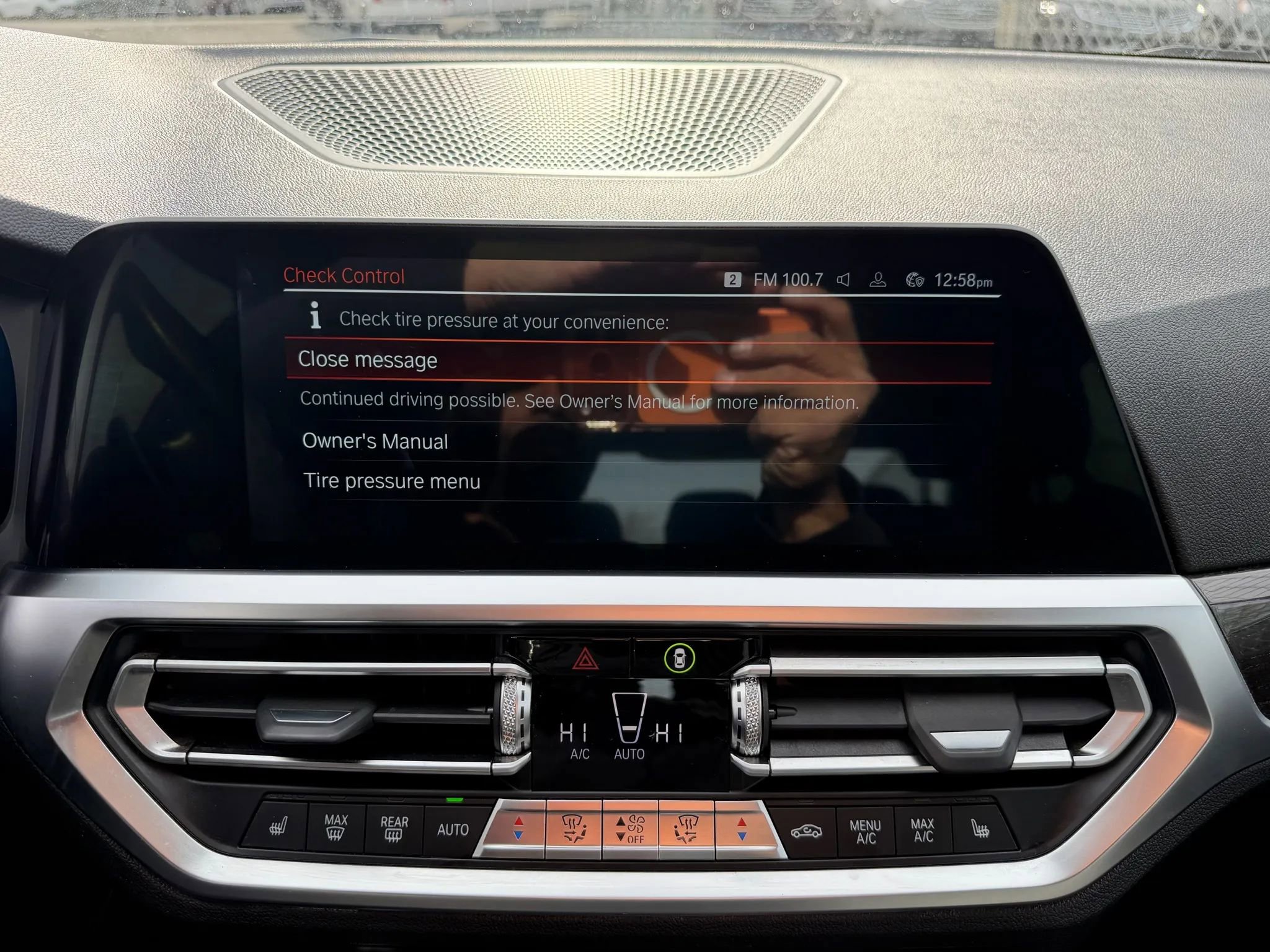 Used 2020 BMW 330i xDrive Sedan w/ Premium Package image 18