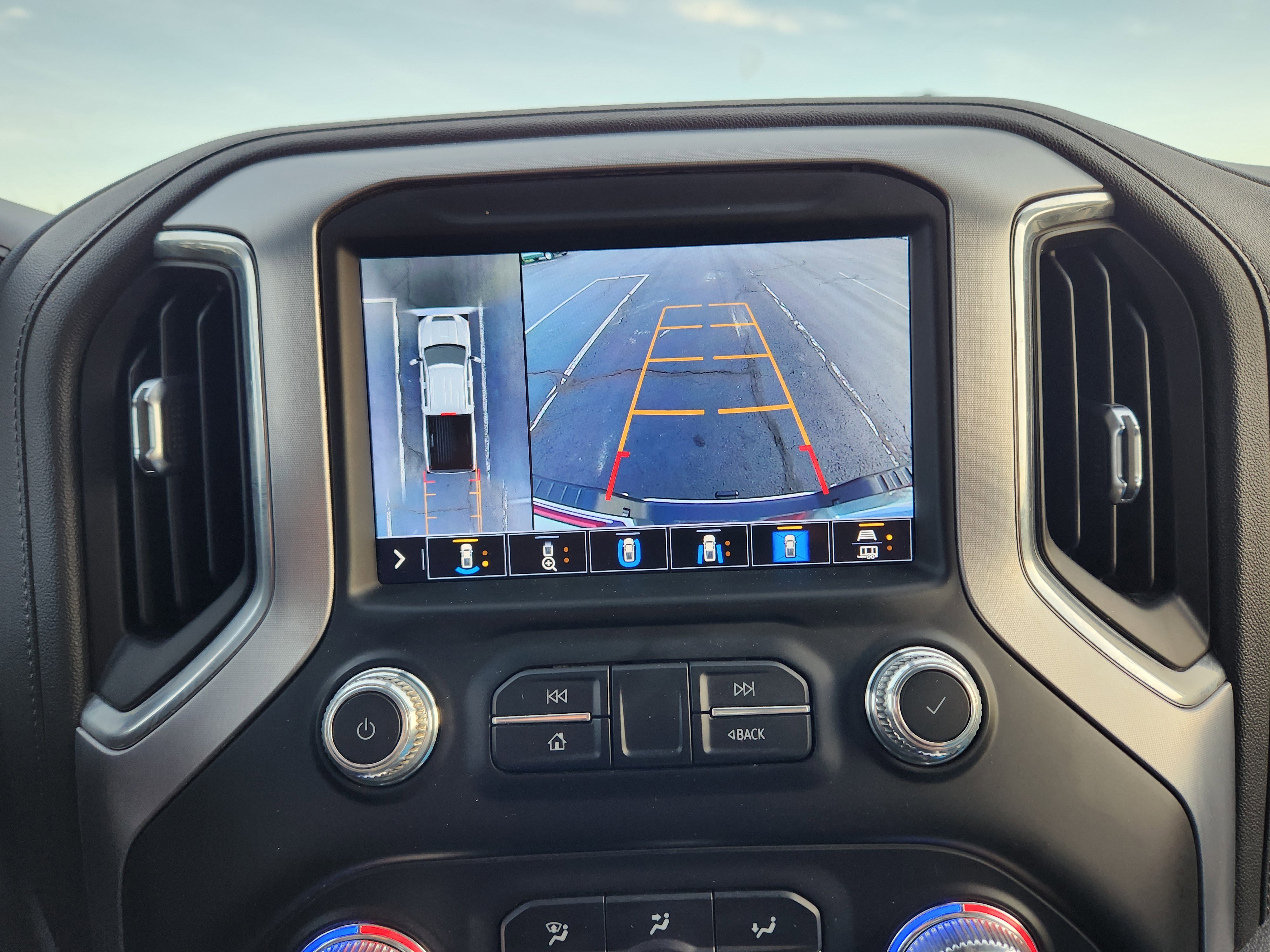 Used 2021 GMC Sierra 2500 SLT w/ SLT Premium Package image 19