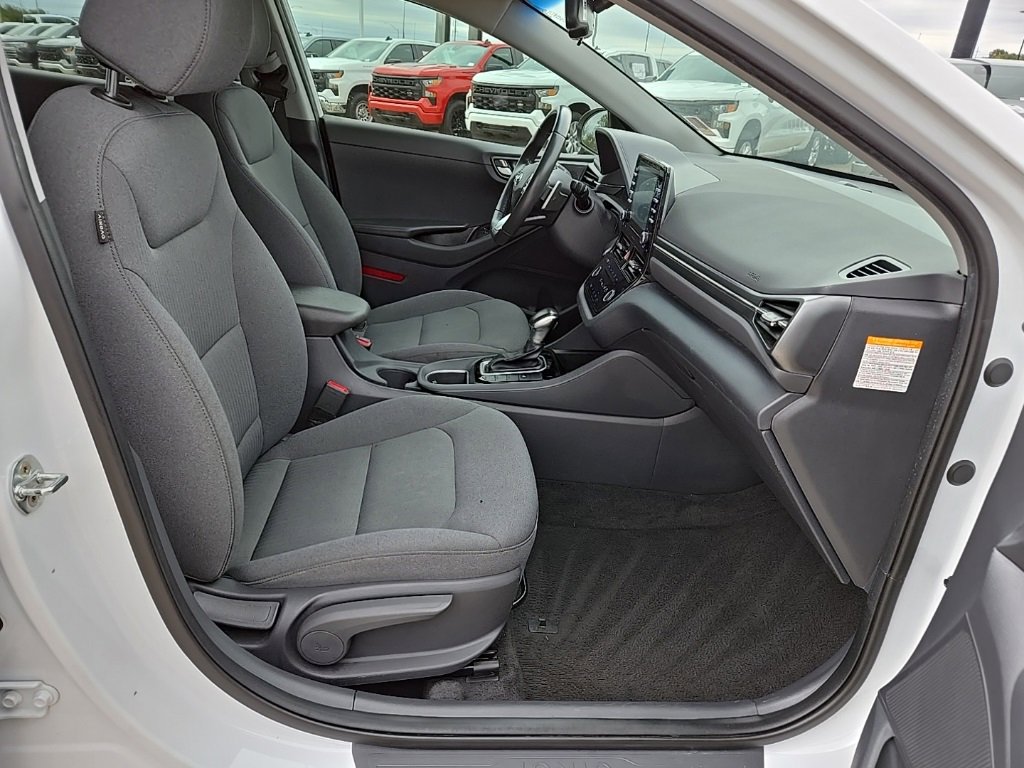 Used 2020 Hyundai Ioniq SE image 19