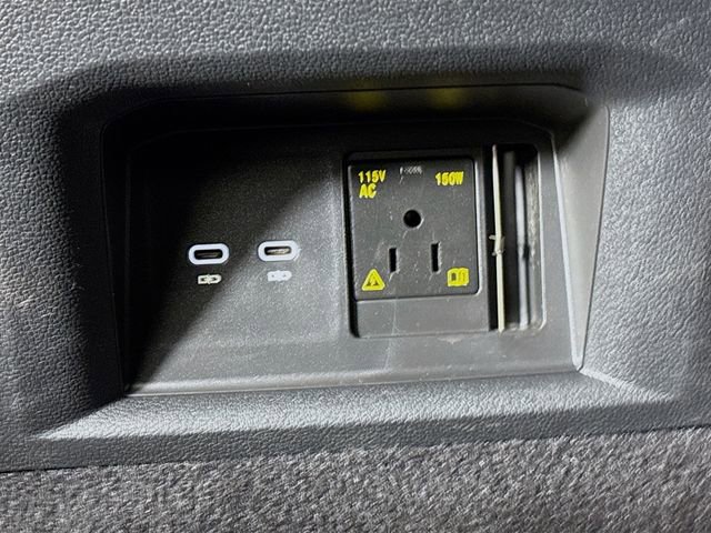 Used 2023 Volkswagen Atlas SEL Premium image 40