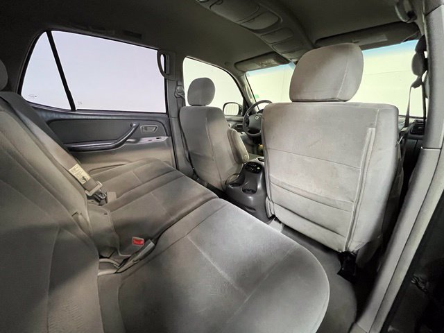 Used 2005 Toyota Sequoia SR5 RWD image 12