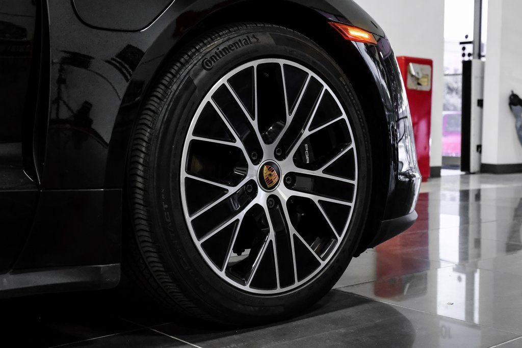 Used 2023 Porsche Taycan w/ Premium Package image 64