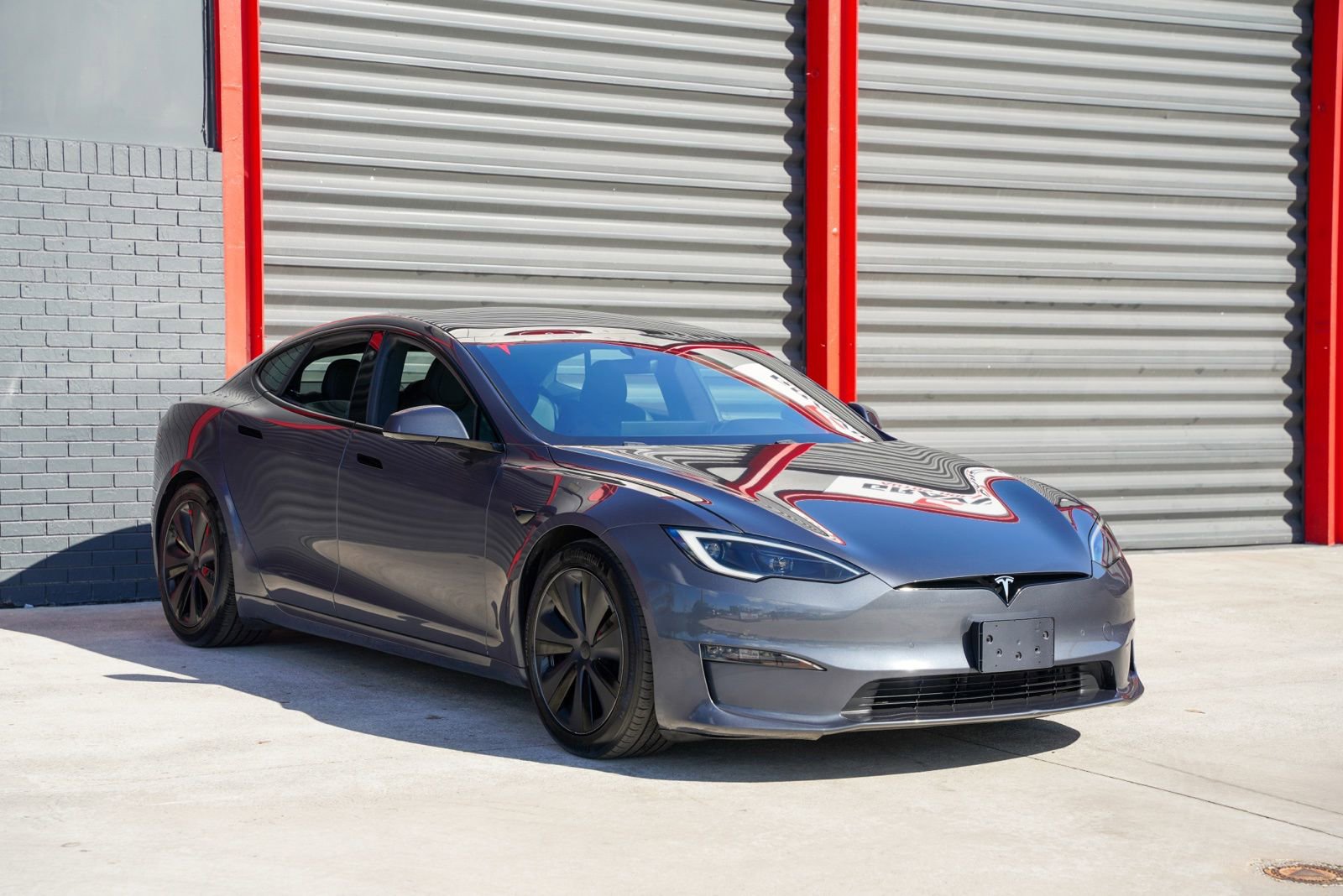 Used 2023 Tesla Model S image 5
