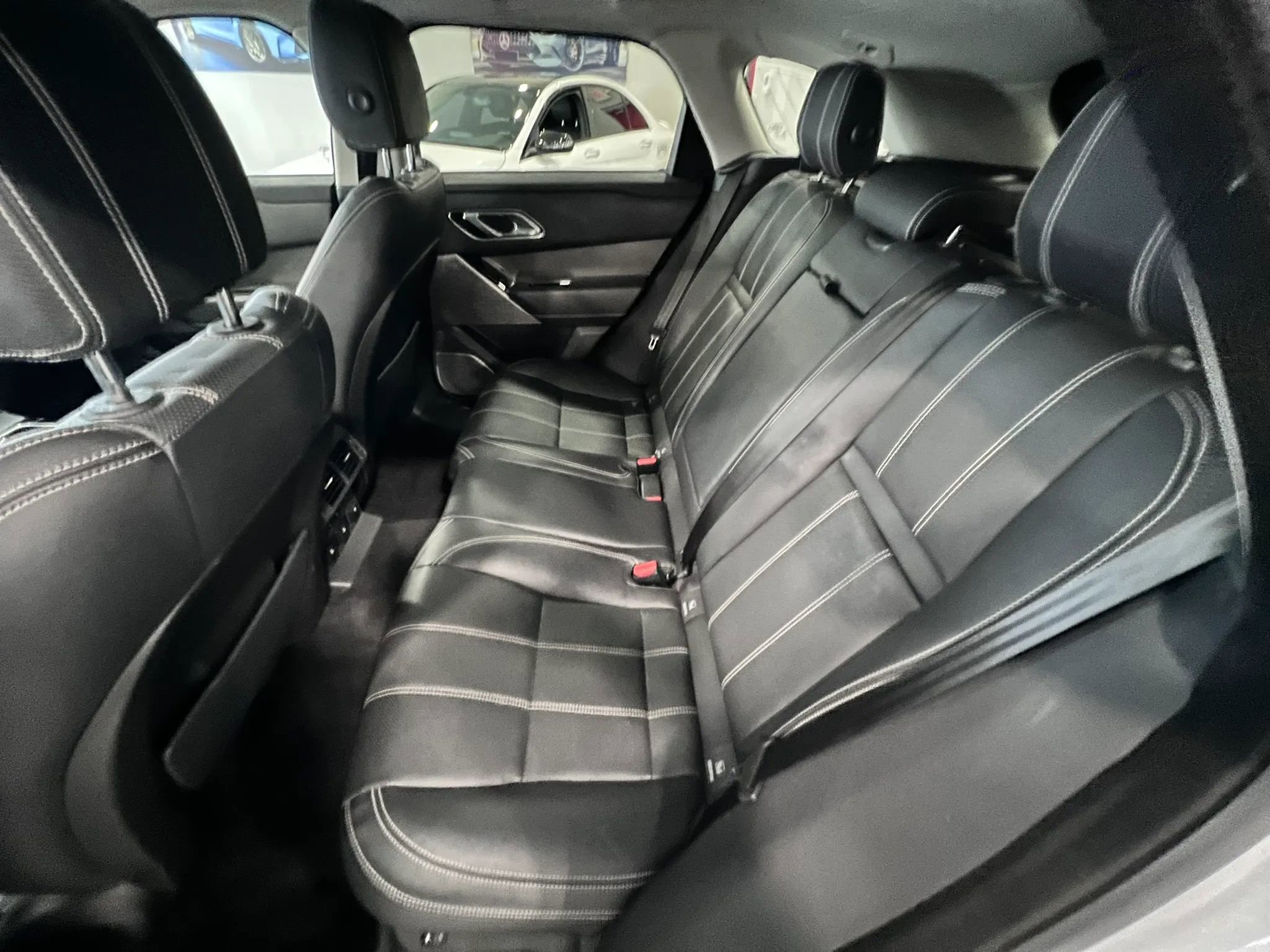 Used 2018 Land Rover Range Rover Velar S AWD/4WD image 50