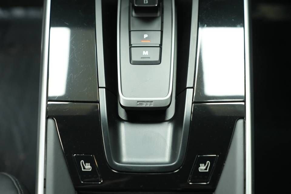 Certified 2021 Porsche 911 Turbo S AWD/4WD image 22