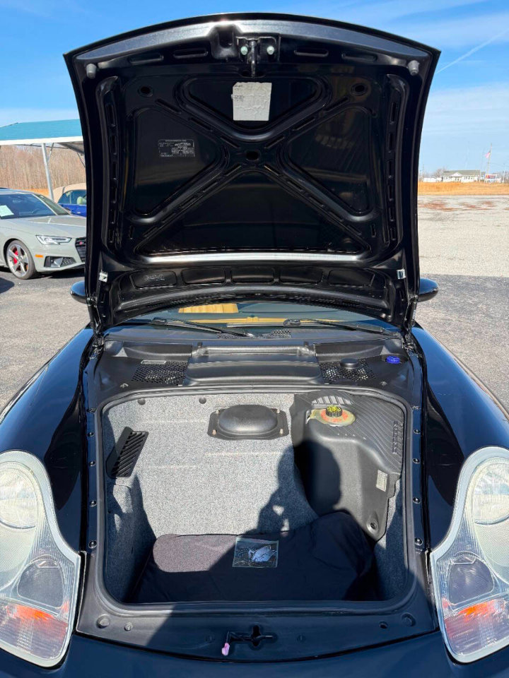 Used 2000 Porsche 911 Carrera 4 image 62
