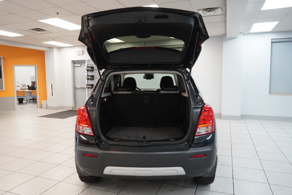 Used 2015 Chevrolet Trax LTZ w/ LPO, Protection Package AWD/4WD image 10