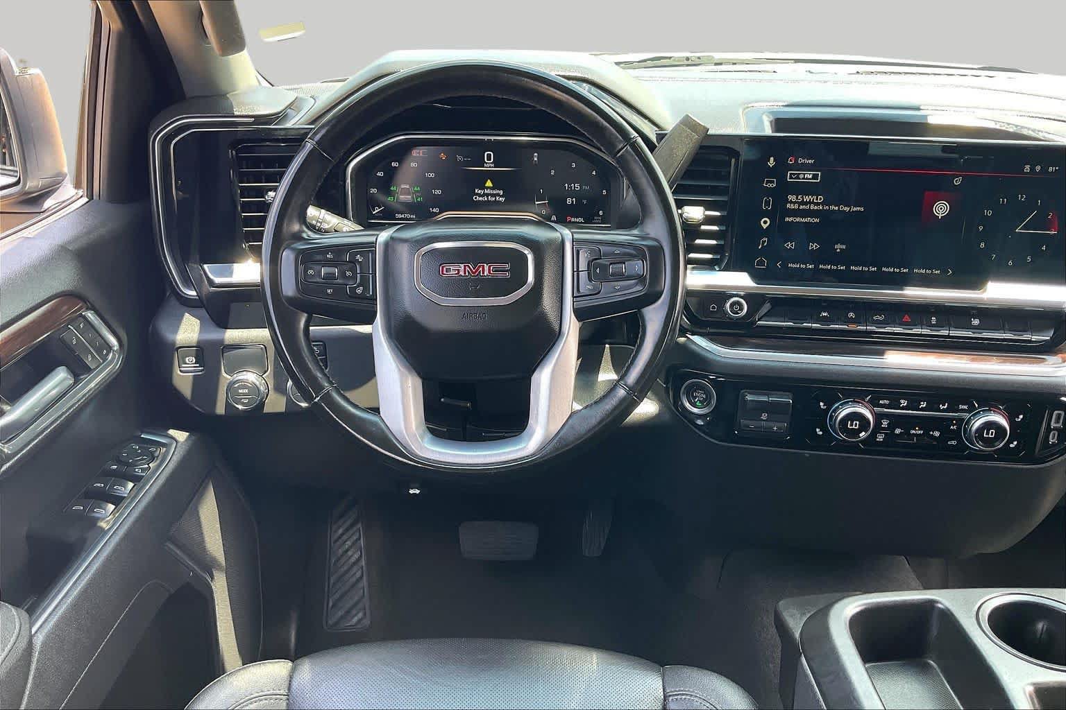 Used 2025 GMC Sierra 1500 SLT RWD image 6