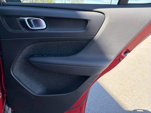 Used 2024 Volvo C40 P8 Recharge Ultimate w/ Protection Package Premier image 14