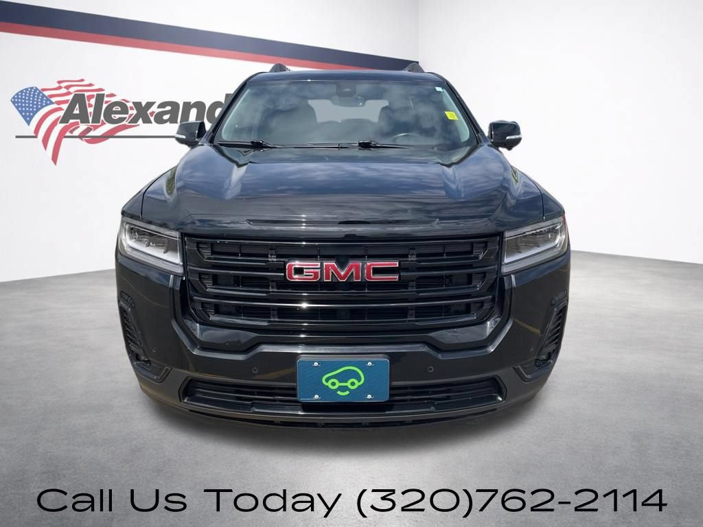 Certified 2022 GMC Acadia SLT w/ Elevation Edition AWD/4WD image 2