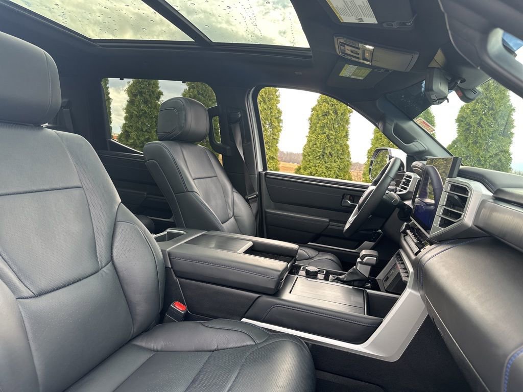 Used 2025 Toyota Tundra Platinum image 39