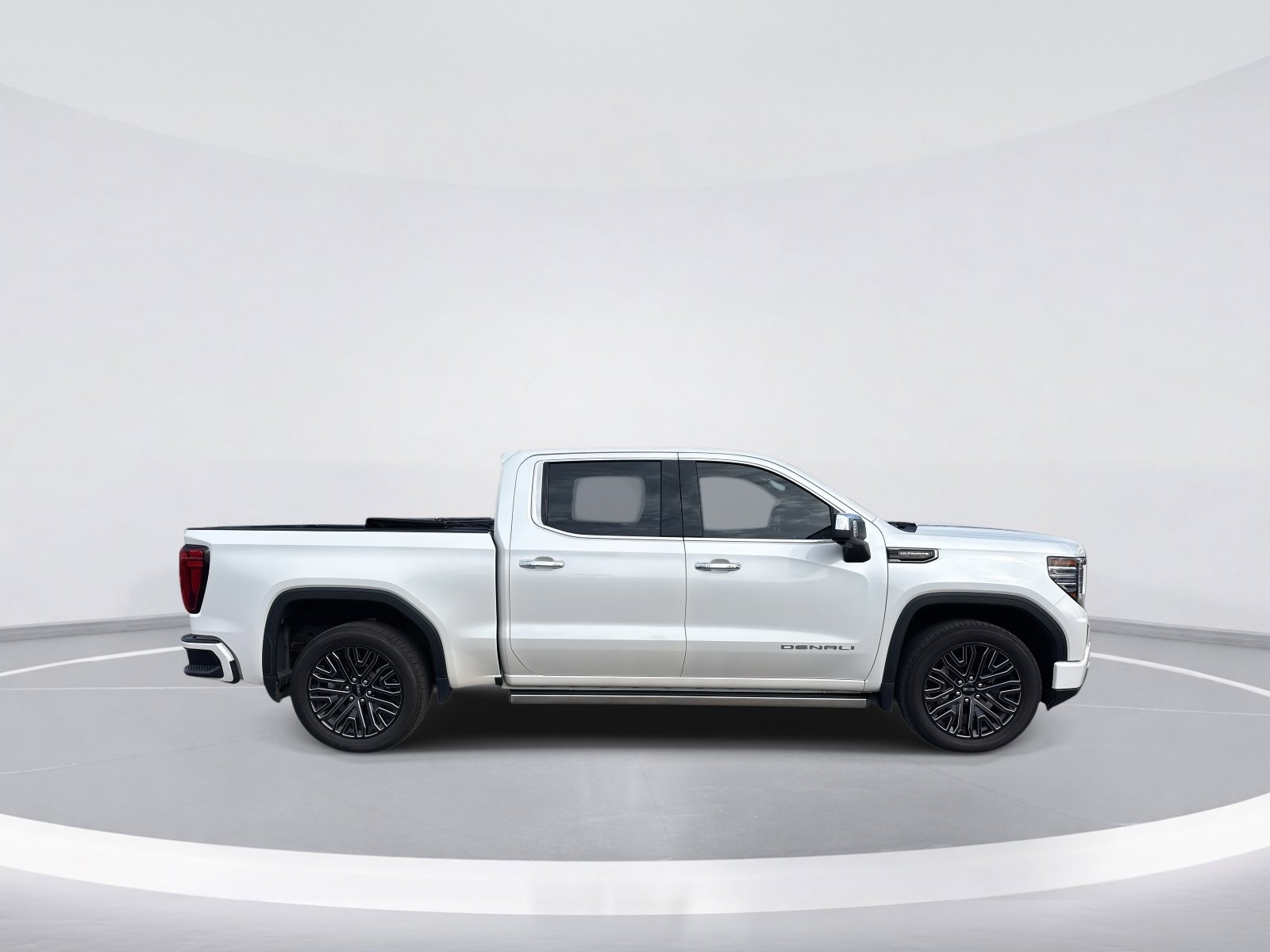 Certified 2022 GMC Sierra 1500 Denali Ultimate image 9