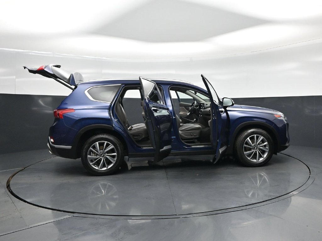 Used 2019 Hyundai Santa Fe AWD image 5