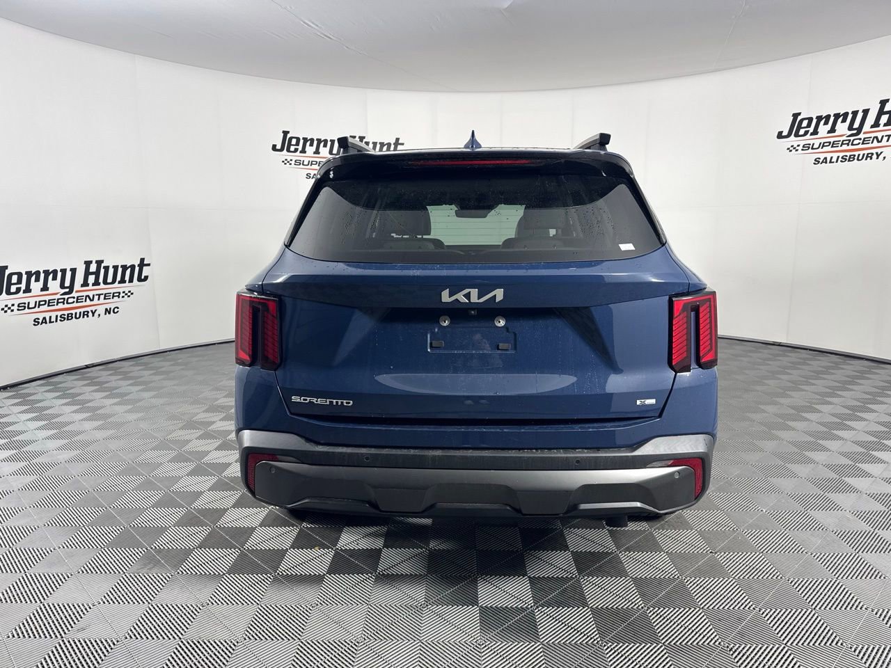 Used 2024 Kia Sorento SX image 10
