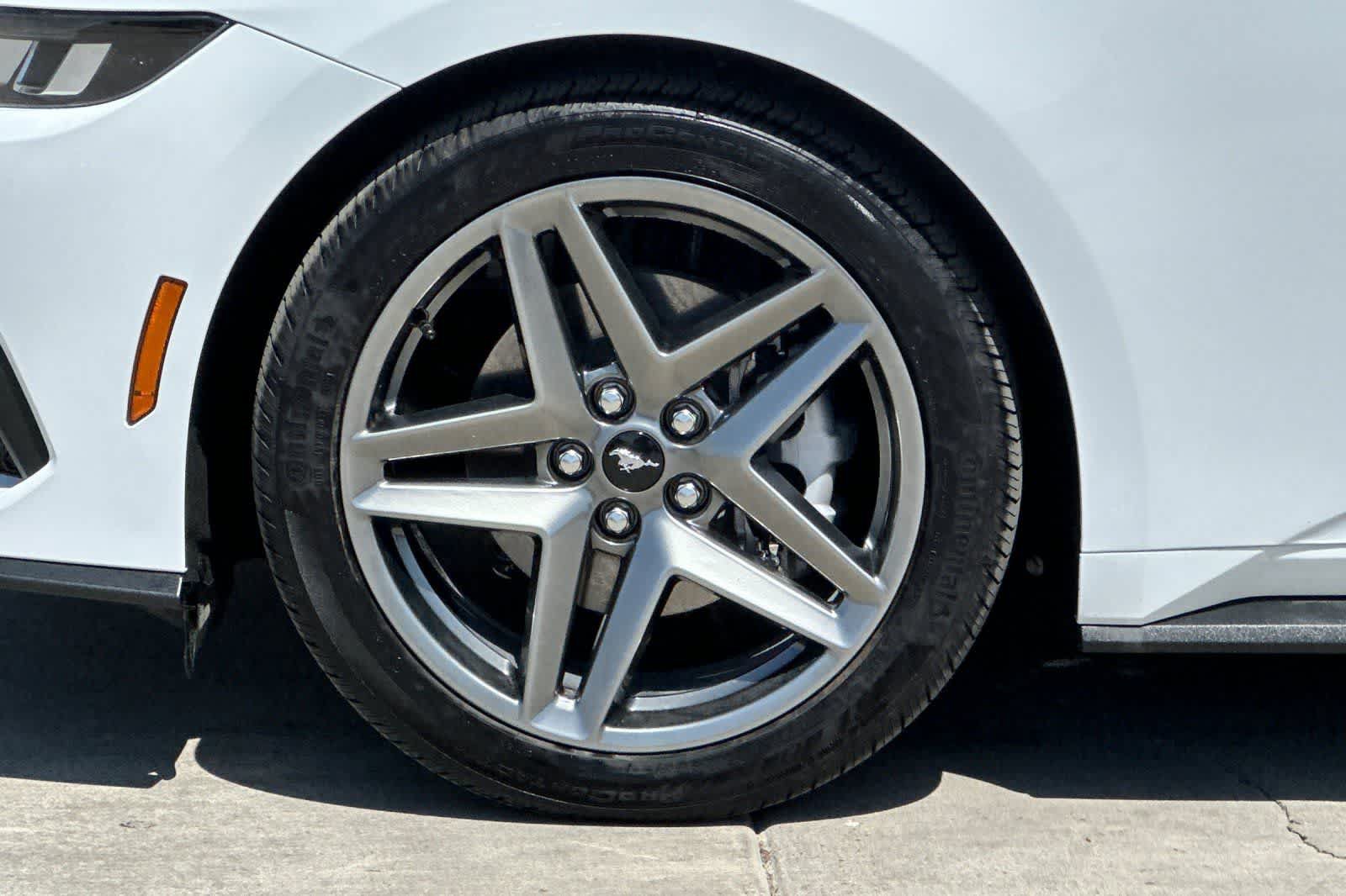 Used 2025 Ford Mustang Premium RWD image 35